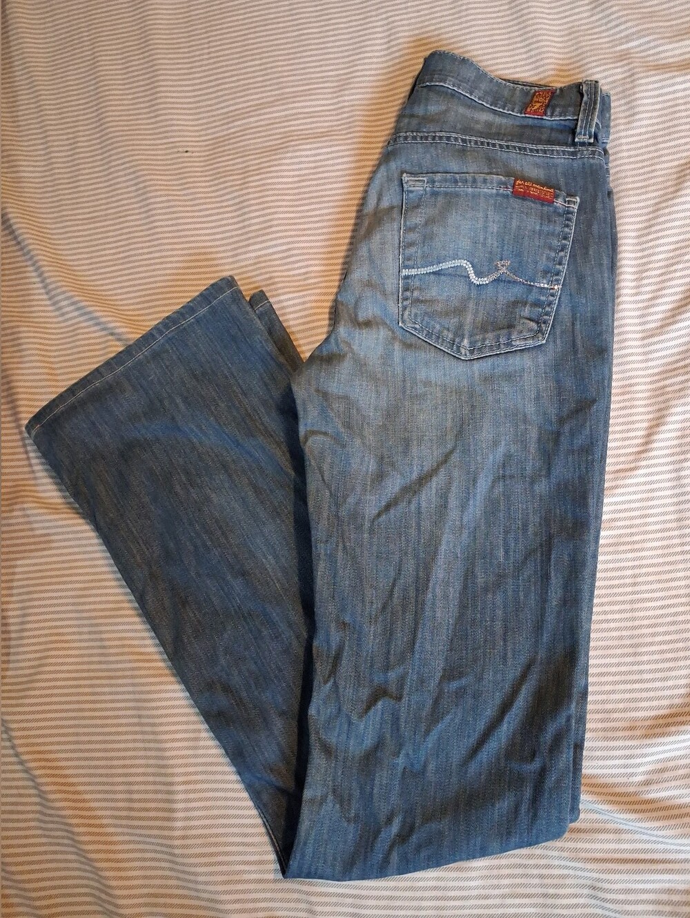 7 For All Mankind Light Wash Bootcut Size 24